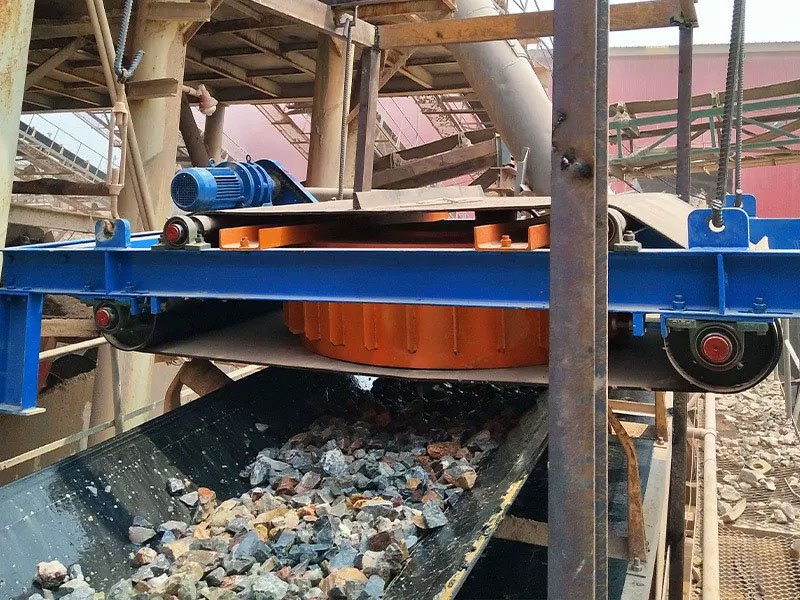 RCDD Electromagnetic Self-unloading Iron Separator 3