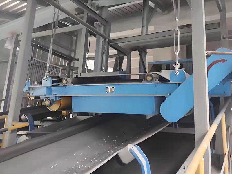 RCYD Permanent Magnet Self-unloading Iron Separator 3