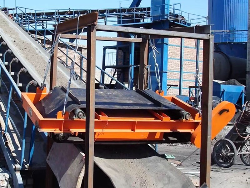 RCYD Permanent Magnet Self-unloading Iron Separator 2