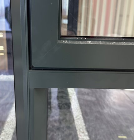 Energy efficient aluminum window
