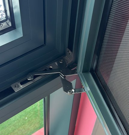 Waterproof sliding window system