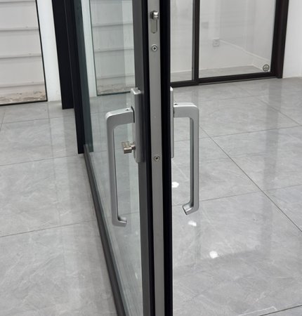 Large aluminum sliding door system