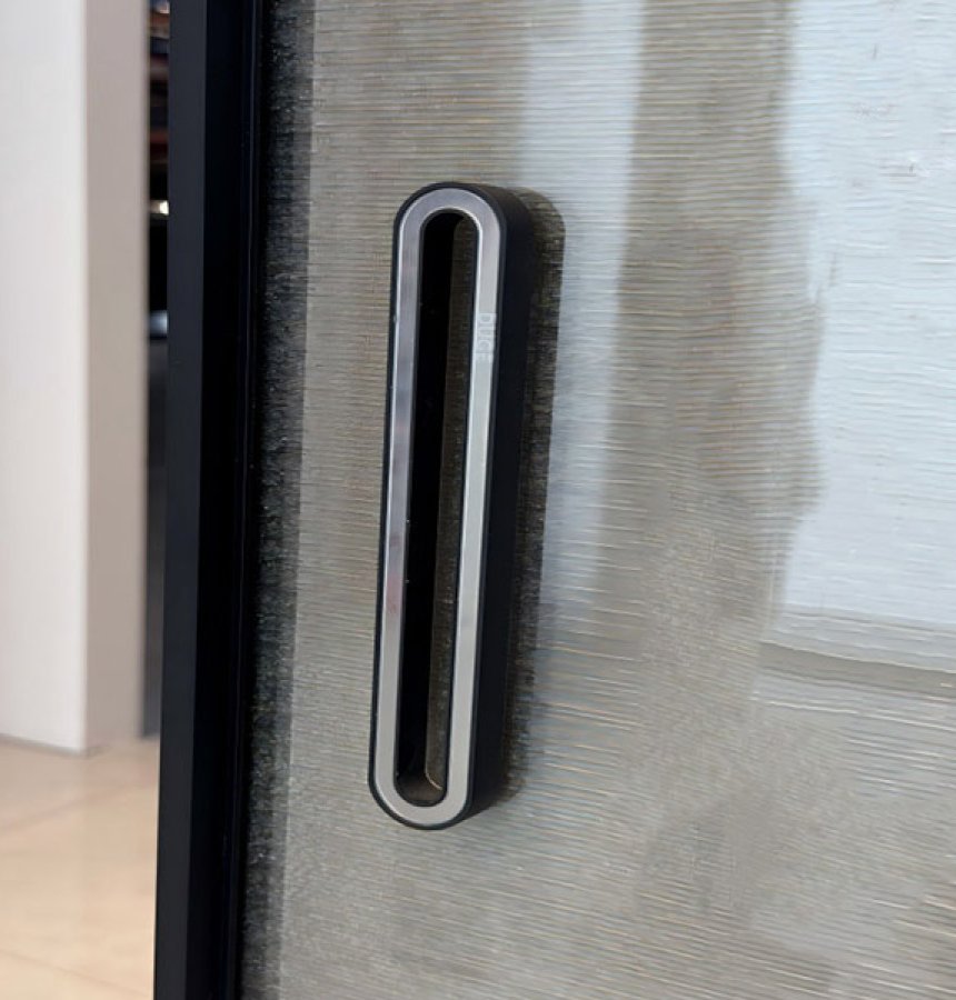 Silent buffer sliding door