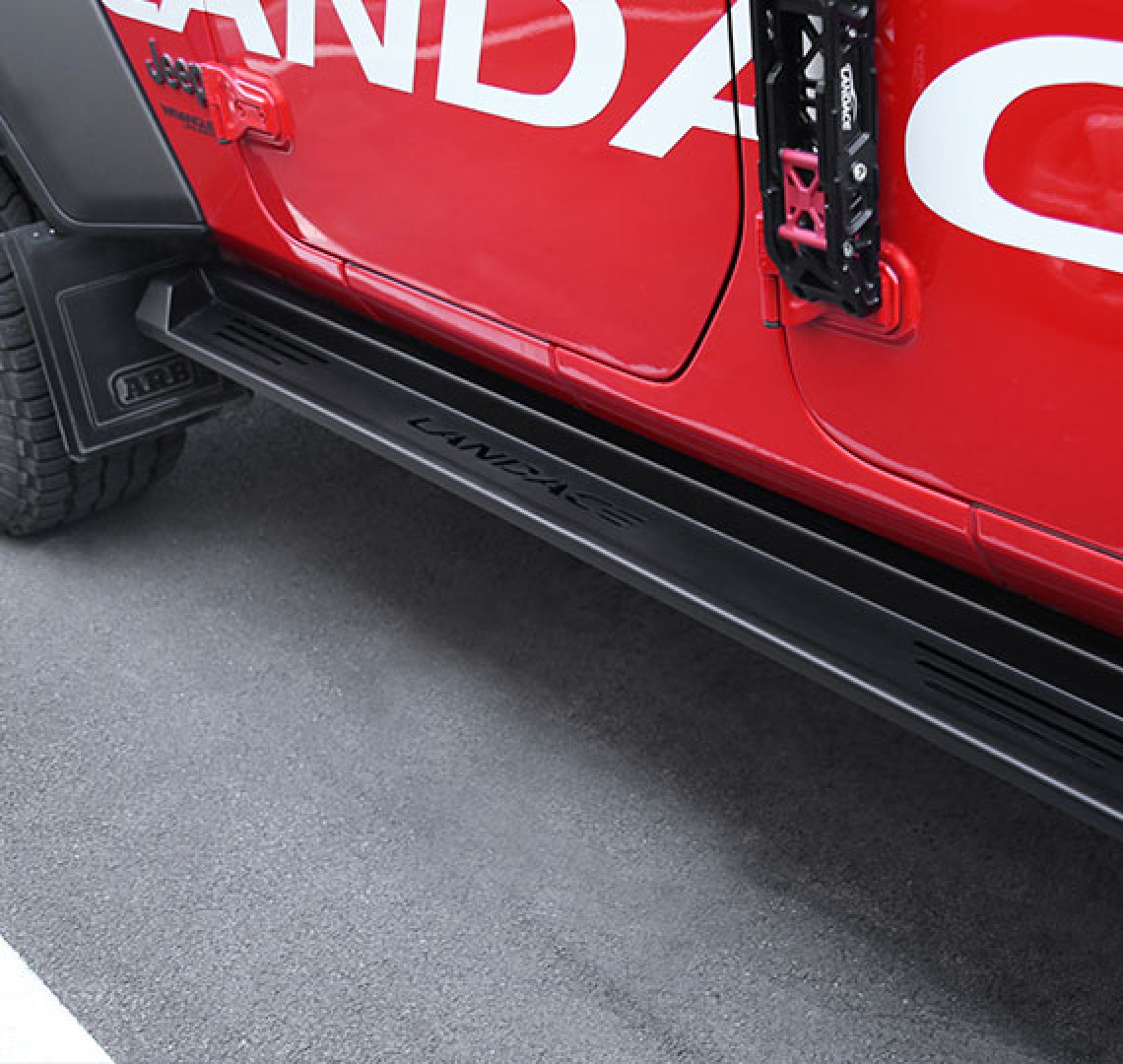 Jeep Wrangler Rubicon Side Step - Rugged & Durable Accessory for Easy Entry
