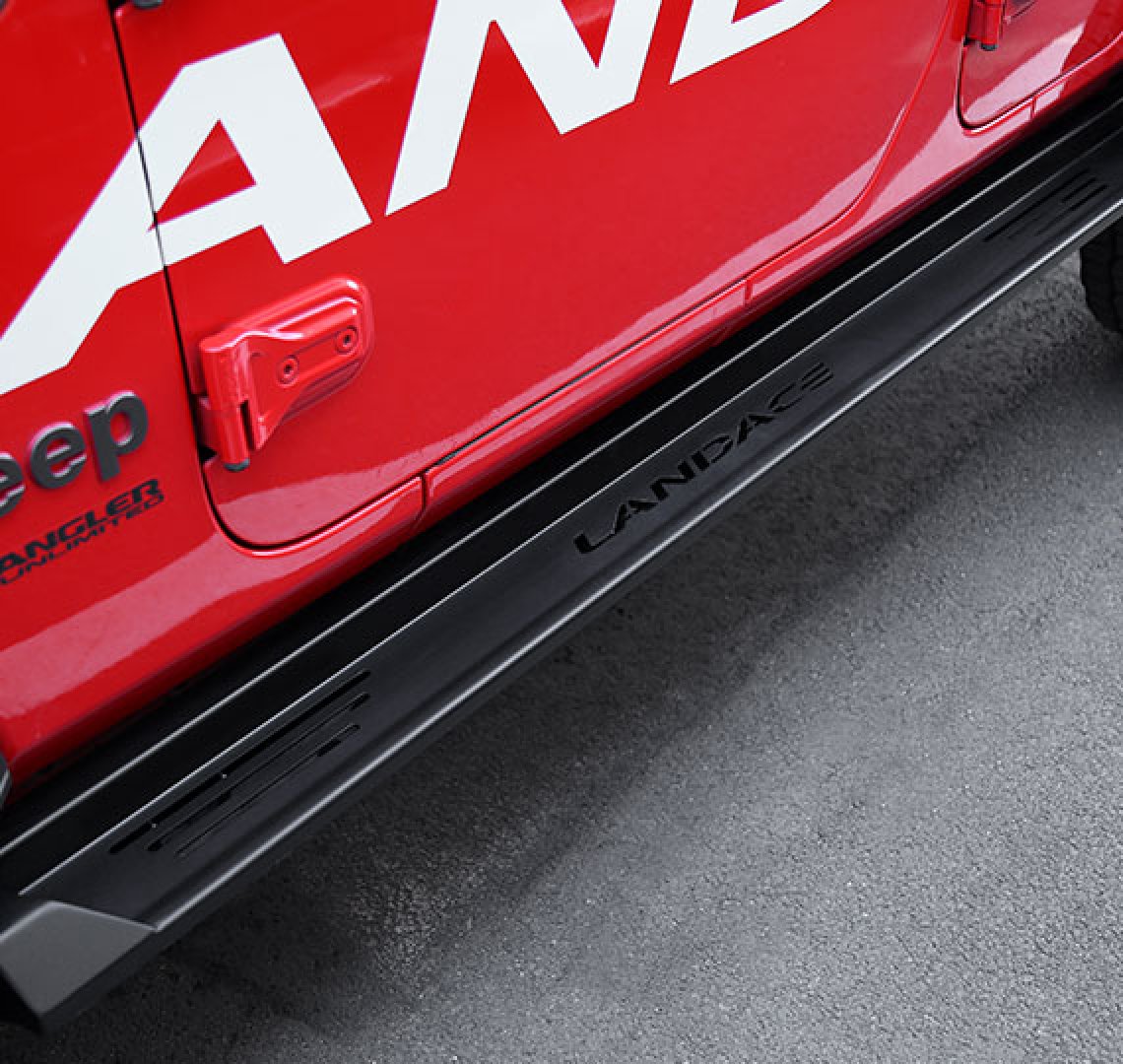 Jeep Wrangler Rubicon Side Step - Rugged & Durable Accessory for Easy Entry