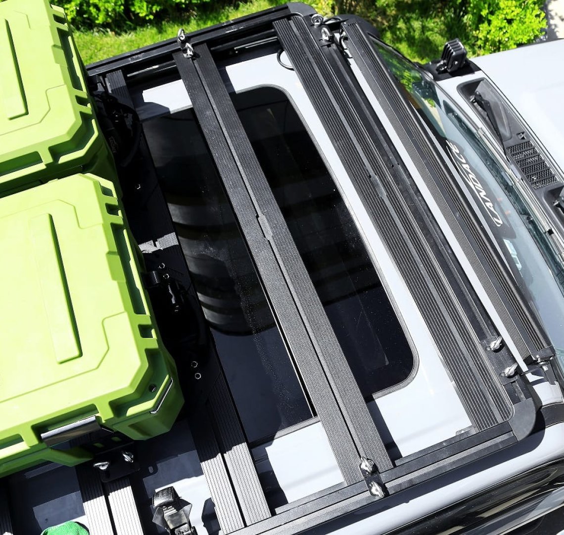 Removable Roof Rack Crossbar - Versatile, Lightweight & Easy to Install
