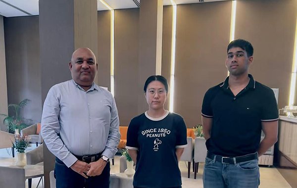 Sri Lankan Partner Visits Century Paper for Business Discussions