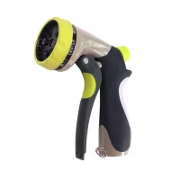 Garden hose spray nozzle