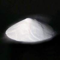 Active alpha alumina powder