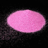 Pink fused alumina grit