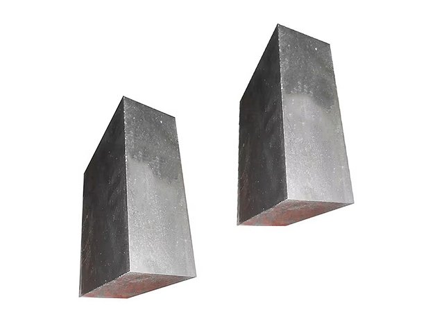 LAR_Magnesia Carbon Refractory