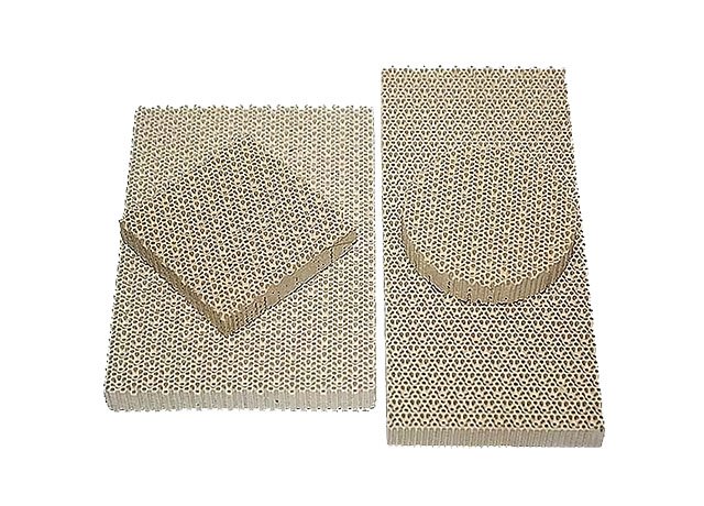 LAR_Cordierite Honeycomb Ceramics