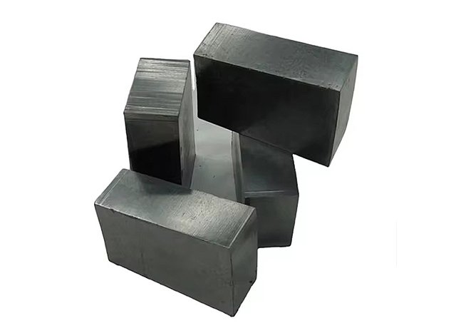 LAR_MgO-C Brick