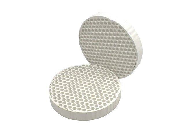 LAR_Zirconia Honeycomb Ceramics
