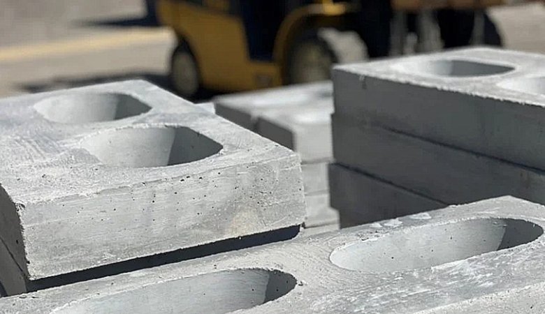 Why Do Precast Refractory Shapes Crack More Easily Than Standard Refractory Bricks?