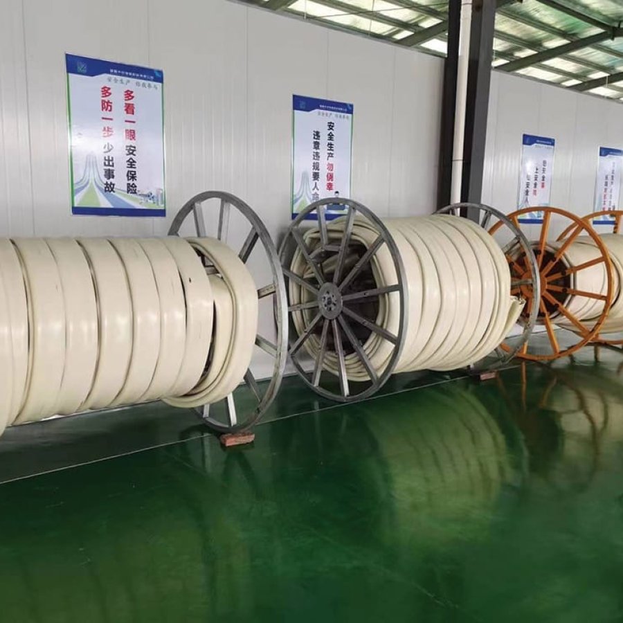 FIPP Liner Extrusion System