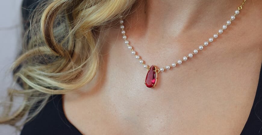 How to Choose Lab-Grown Ruby for Jewelry Production