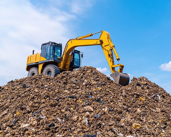 SHANLI Equipment for Landfills – Built for the Toughest Environment on Earth
