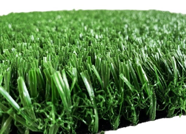 Natural-looking fibers for artificial soccer grass fields
