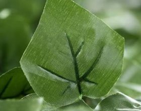 Artificial Ivy Privacy Fence with UV Resistant Leaves