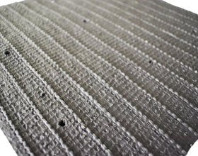 Stable backing supports S shape football turf grass