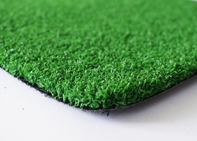 Tennis artificial turf for professional tennis courts