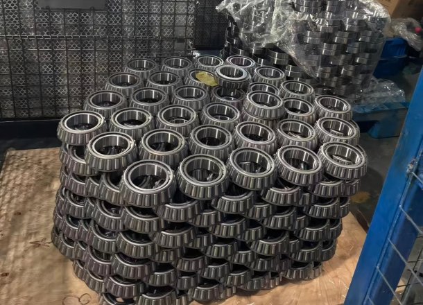 TAPERED ROLLER BEARINGS