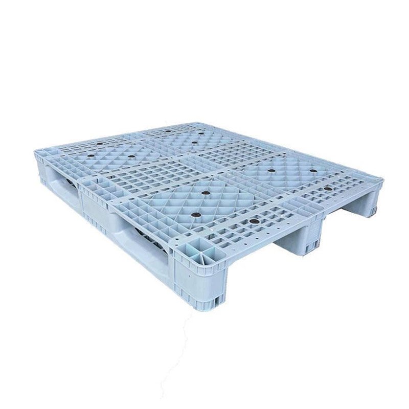 Warehouse shelf plastic pallet storage