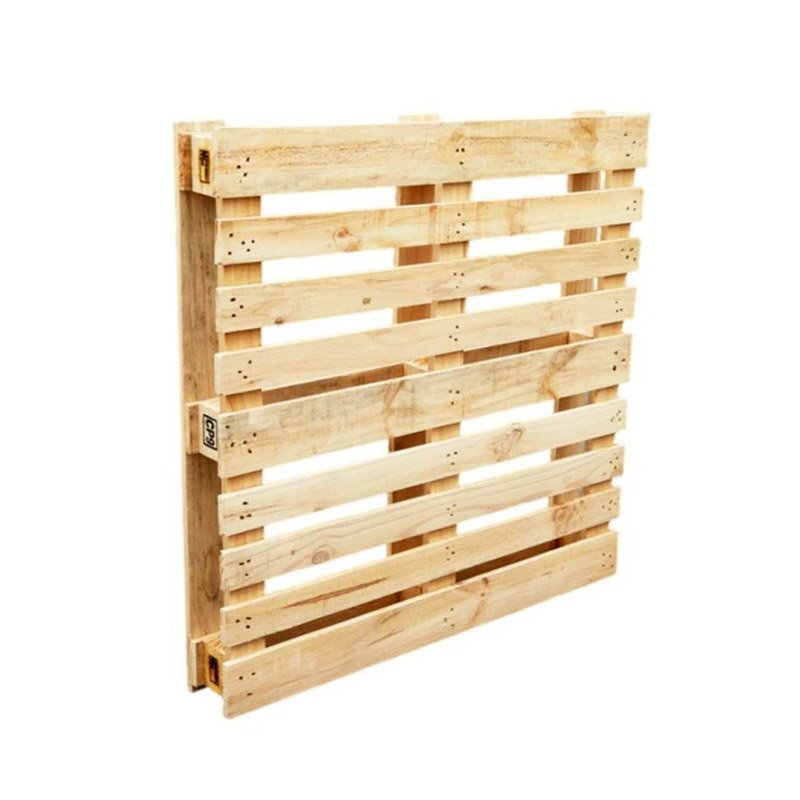 wood pallet warehouse stacking