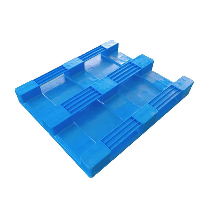 Plastic pallet for supermarket shelving