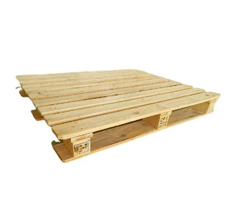How a Wooden Pallet Exporter Handles Compliance