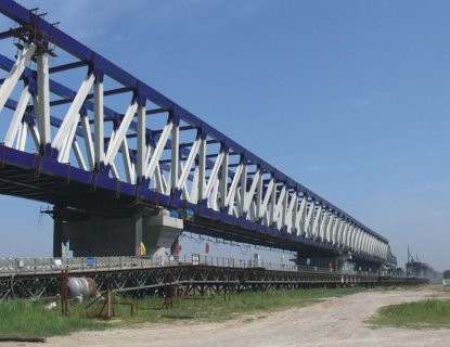 Large span steel structure bridge