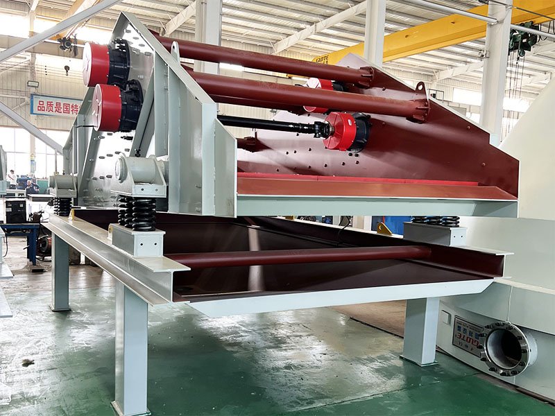 Heavy Vibrating Screen 1