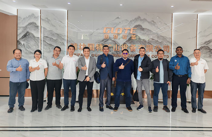 Indonesian customers visit Guote Mining Equipment 08
