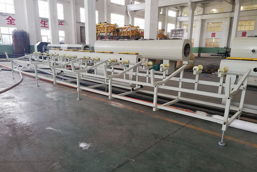 HDPE pipe production line