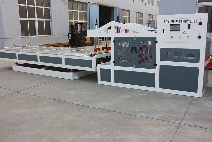 PVC pipe production machine