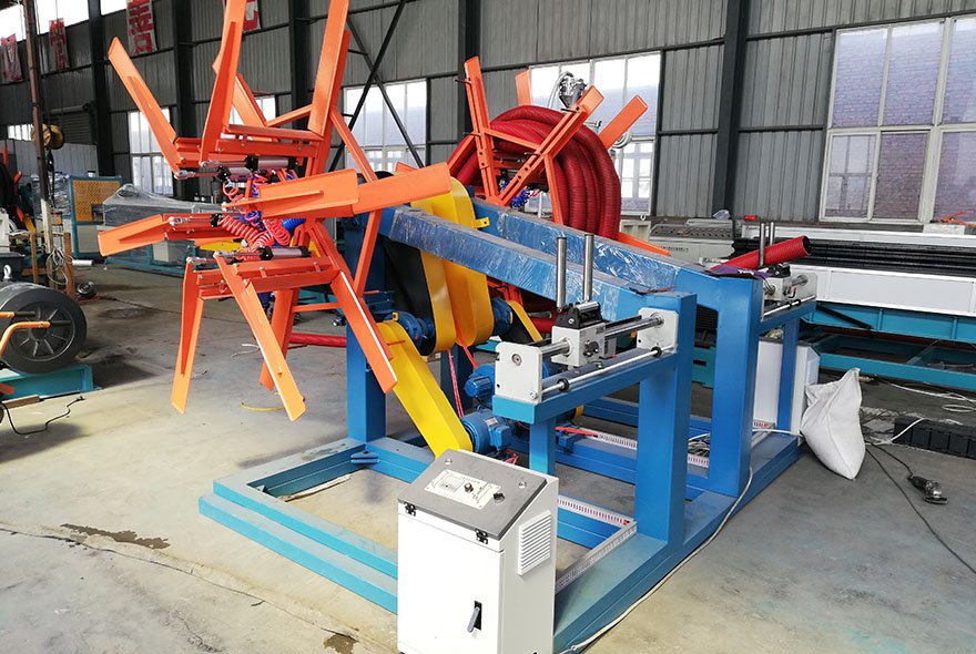 Double wall corrugated pipe production machine