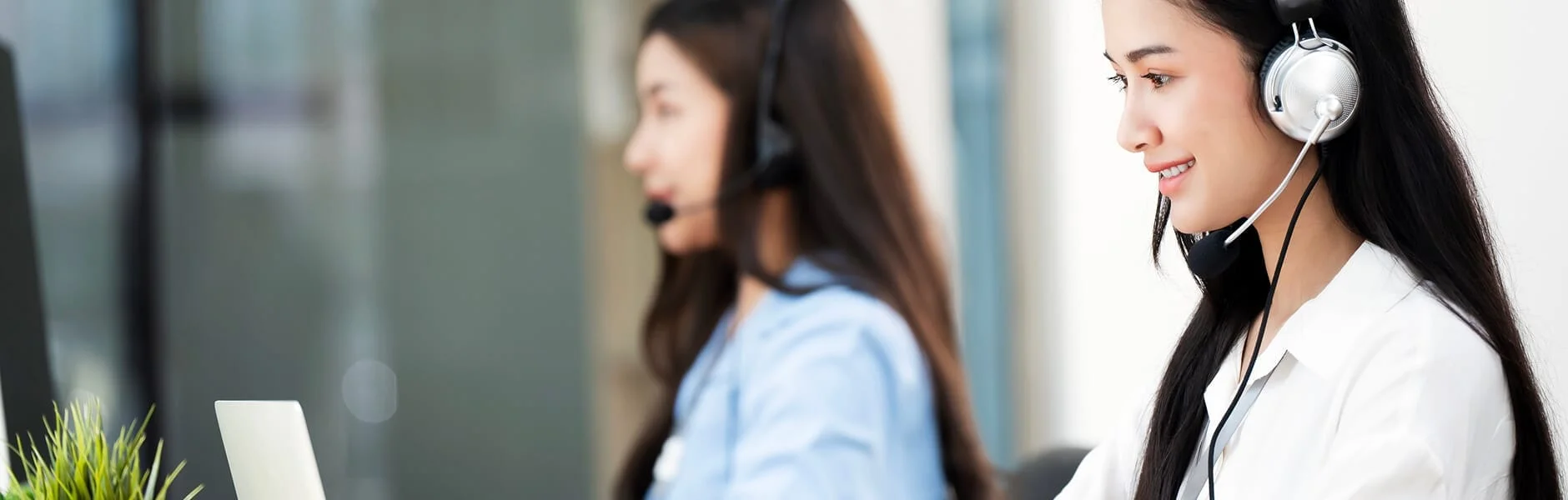 contact_banner
