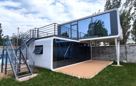 Fashion Boutique Apple Cabin A5