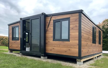 30ft Lakeside Tiny Home EX-30
