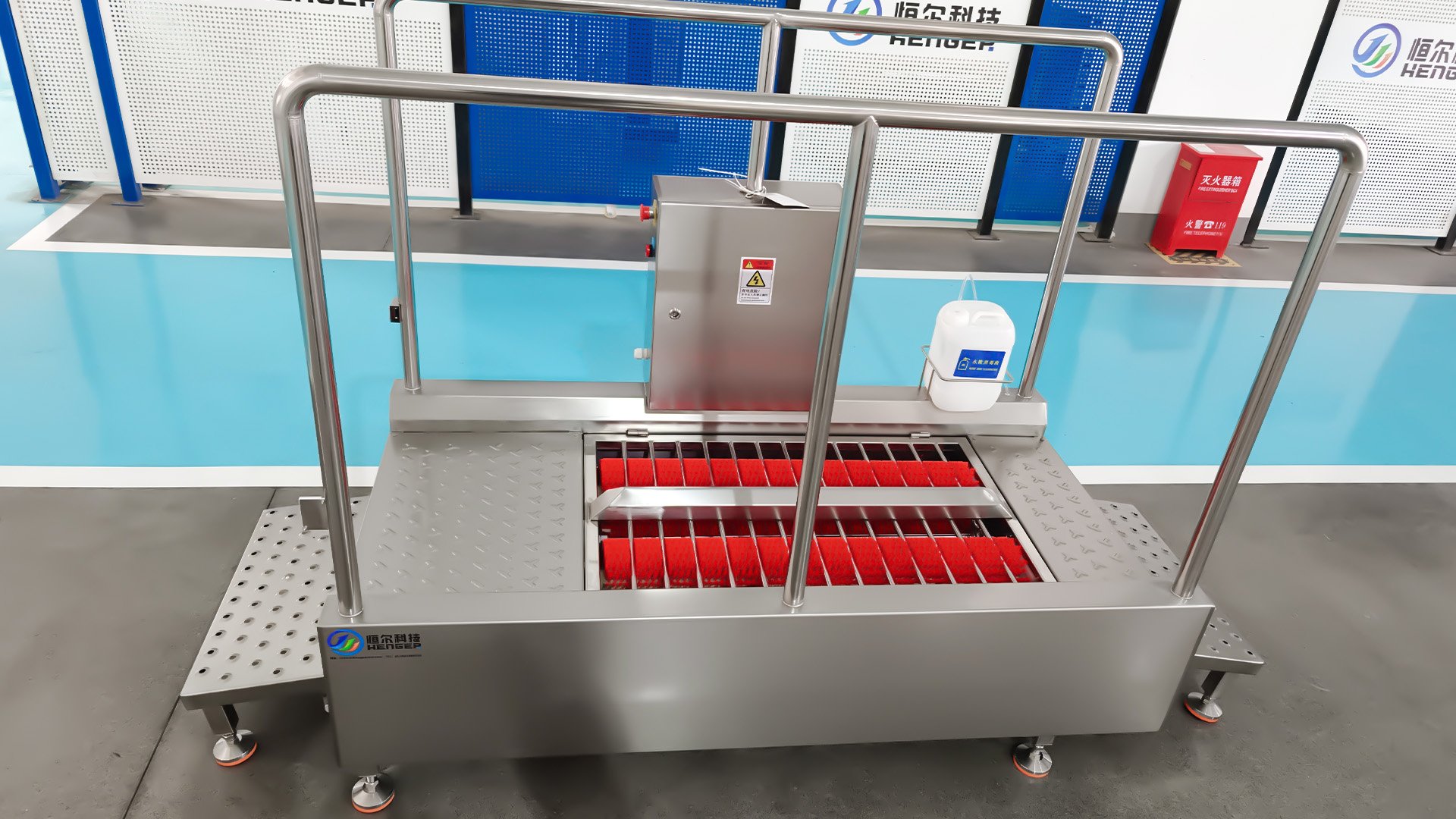 304 stainless steel Henger Technology HE-HCDS13 hygiene cleaning station factory workshop