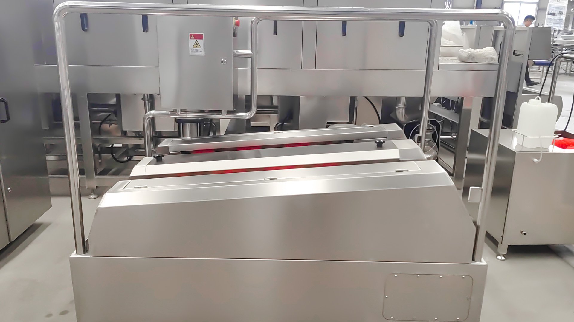 Henger Technology HE-HCDS15 application in food processing factory entrance