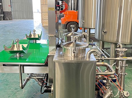 Brewery cask cleaning system