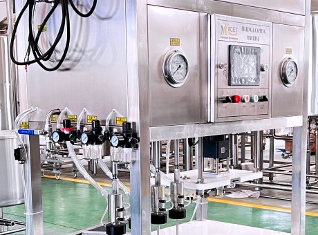 6 Heads Can Filling Machine with PLC Control