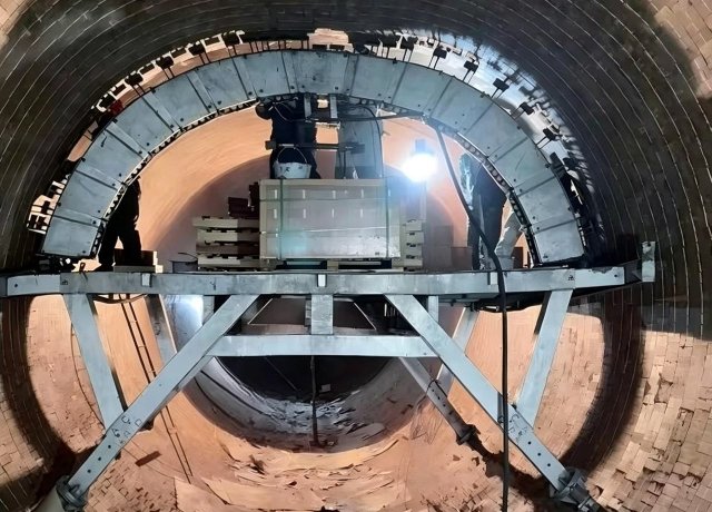 LAR_OEM Kiln Brick Lining Machine