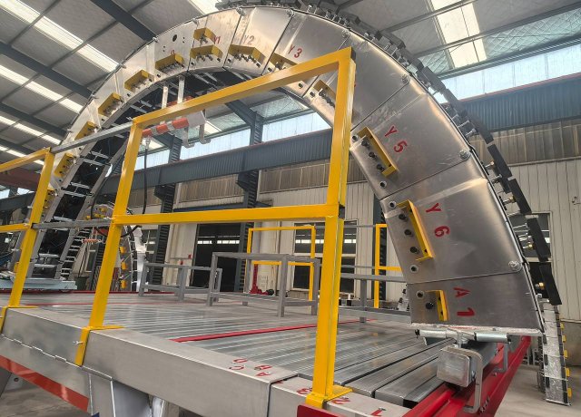 LAR_Large Diameter Kiln Lining Machine