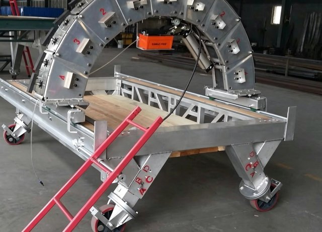 LAR_Rotary Kiln Brick Lining Machine Supplier